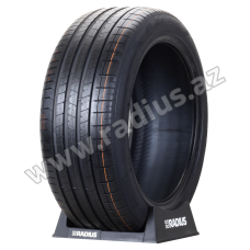 Pzero Sports Car 275/45 R21